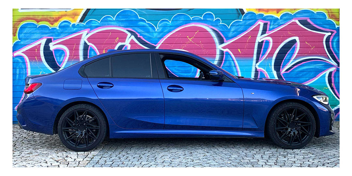 auto blau foliert muster